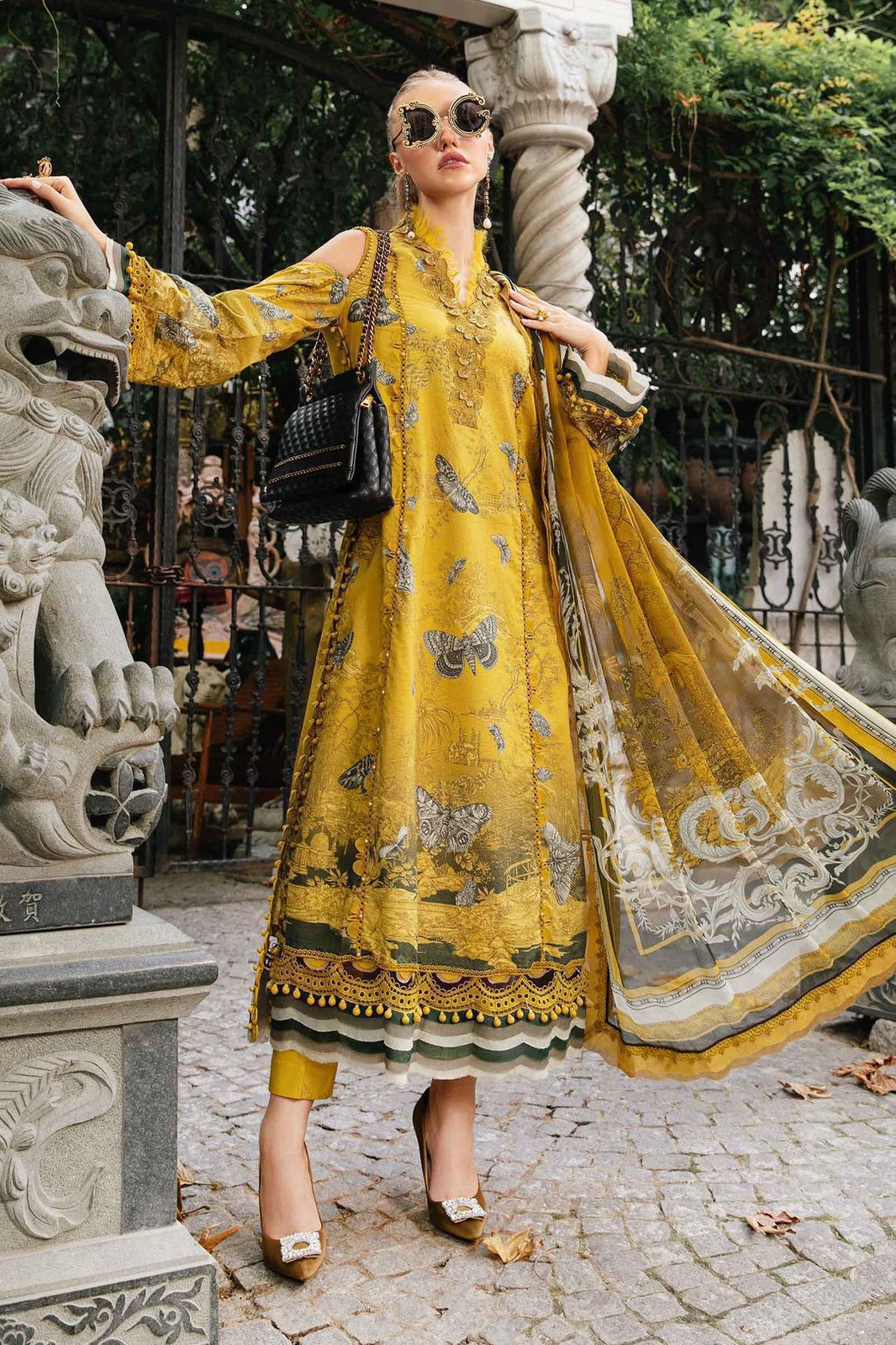 ✨ Khaddar Embroidered Unstitched Suit with Khaddar Shawl ✨