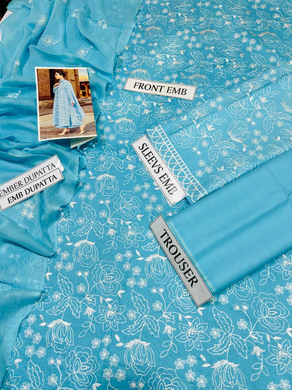 Urge 3PC Lawn Fabric