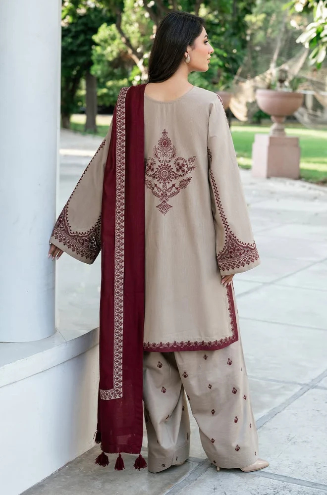 Baroque -– Heavy Embroidered Lawn 3-Piece Suit (UNStitched) AS-25