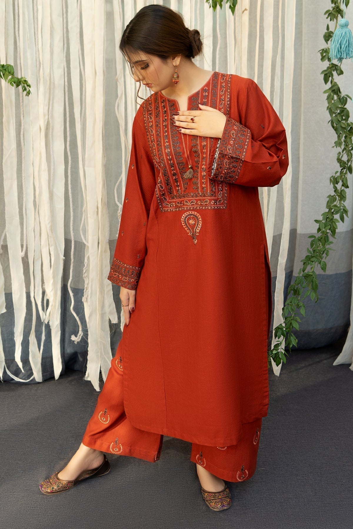 Embroidered 3-Piece in Lawn UNSTICED
