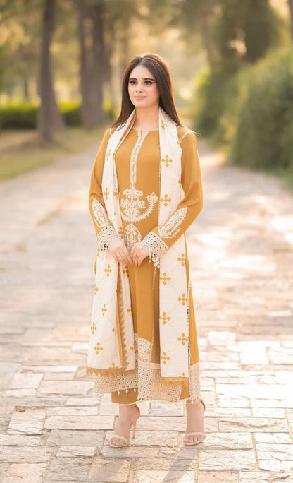 Unstiched 3PC Lawn Fabric