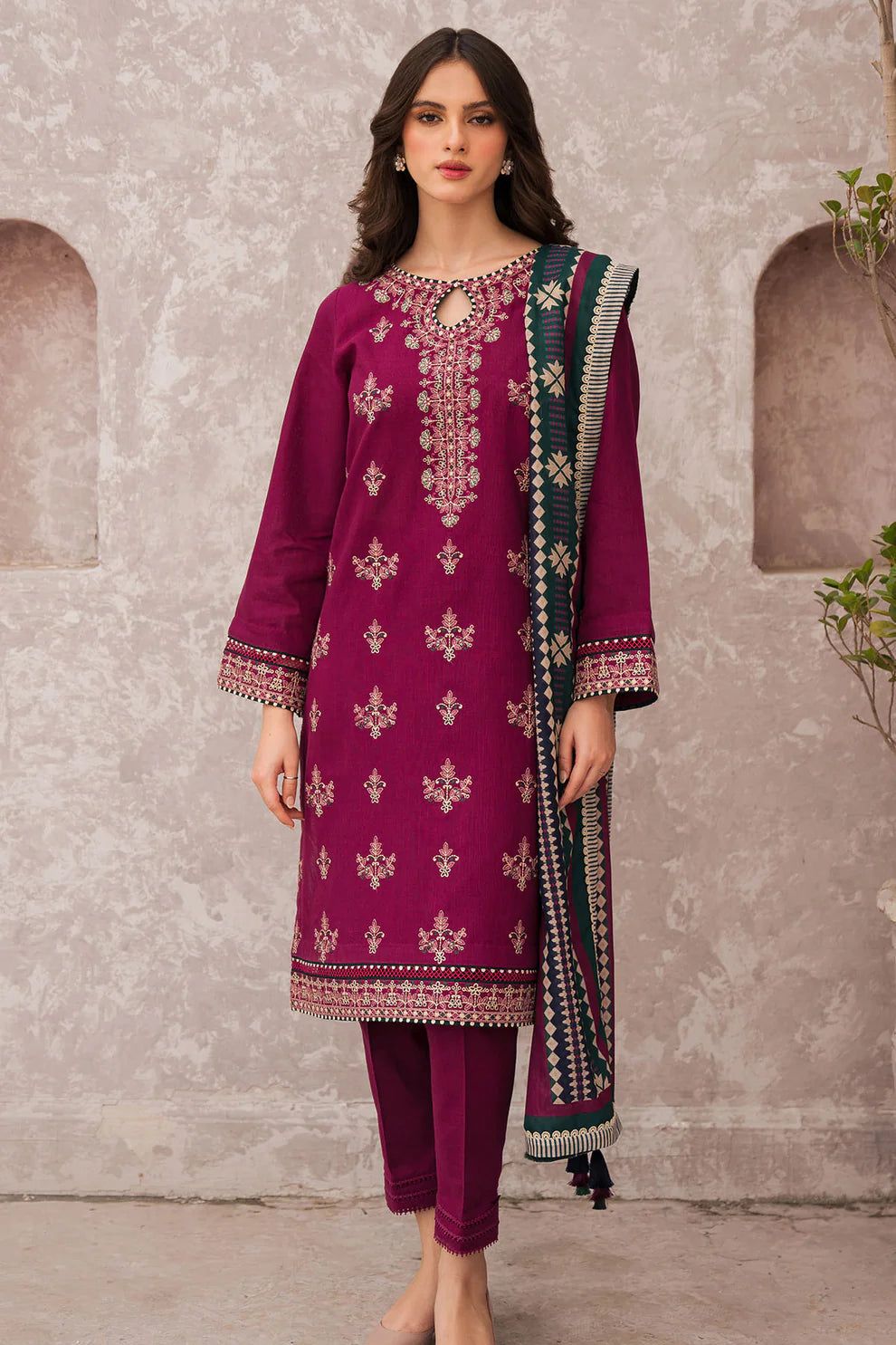 Jazmine Unstiched 3PC Lawn Fabric