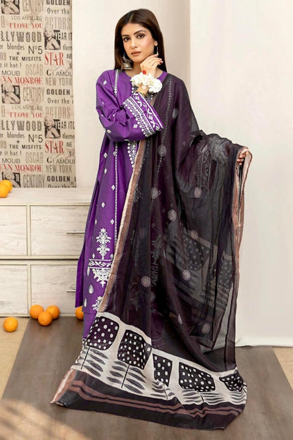 Embroidered 3-Piece in Lawn UNSTICED