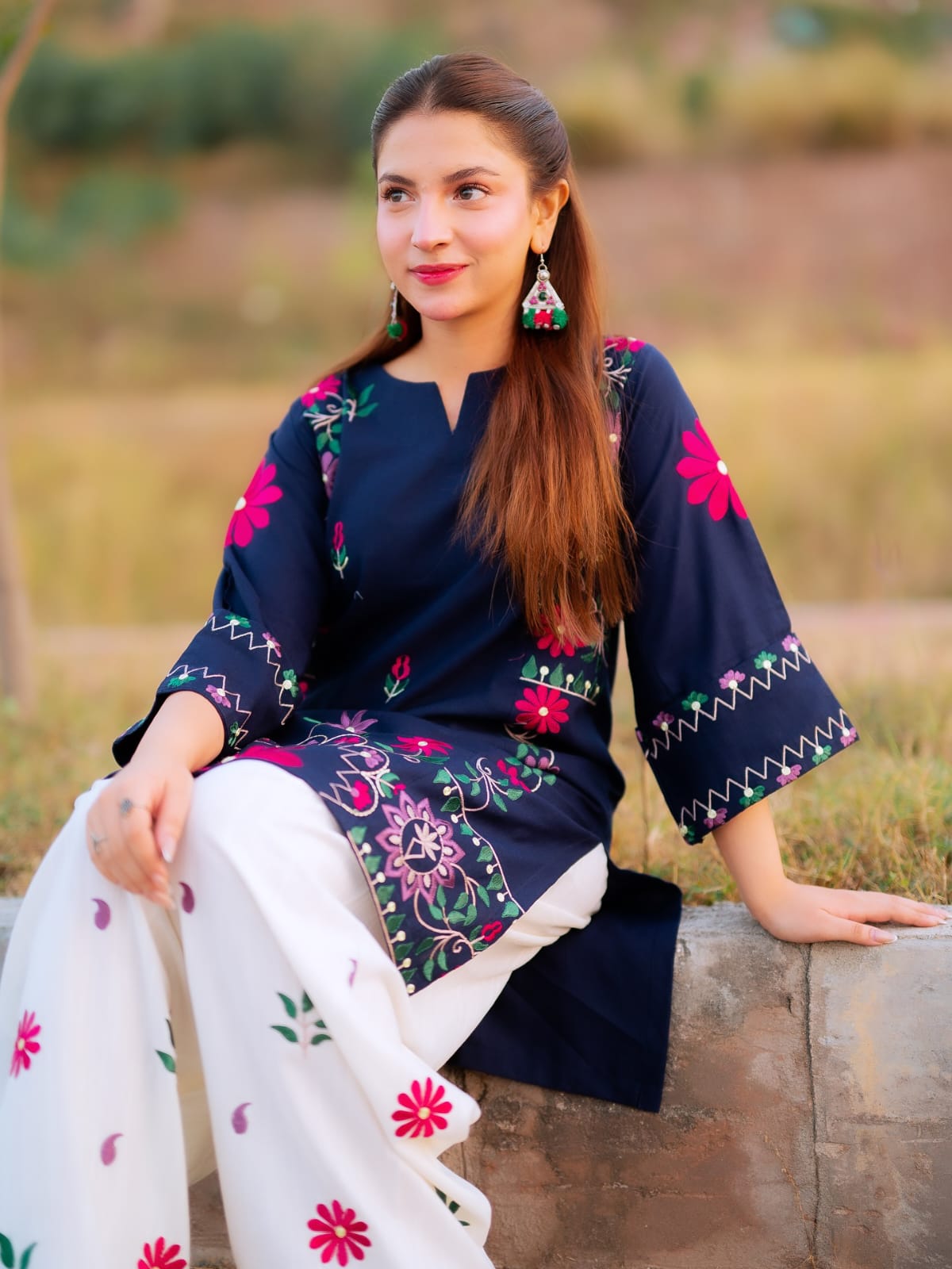 UNSTITCHED 2PC LAWN EMBROIDERED SUIT