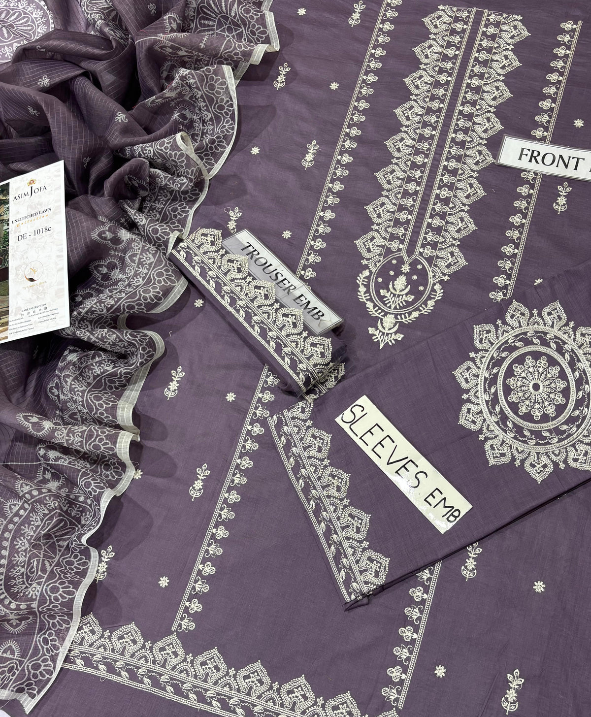 Embroidered 3-Piece in Lawn UNSTICED
