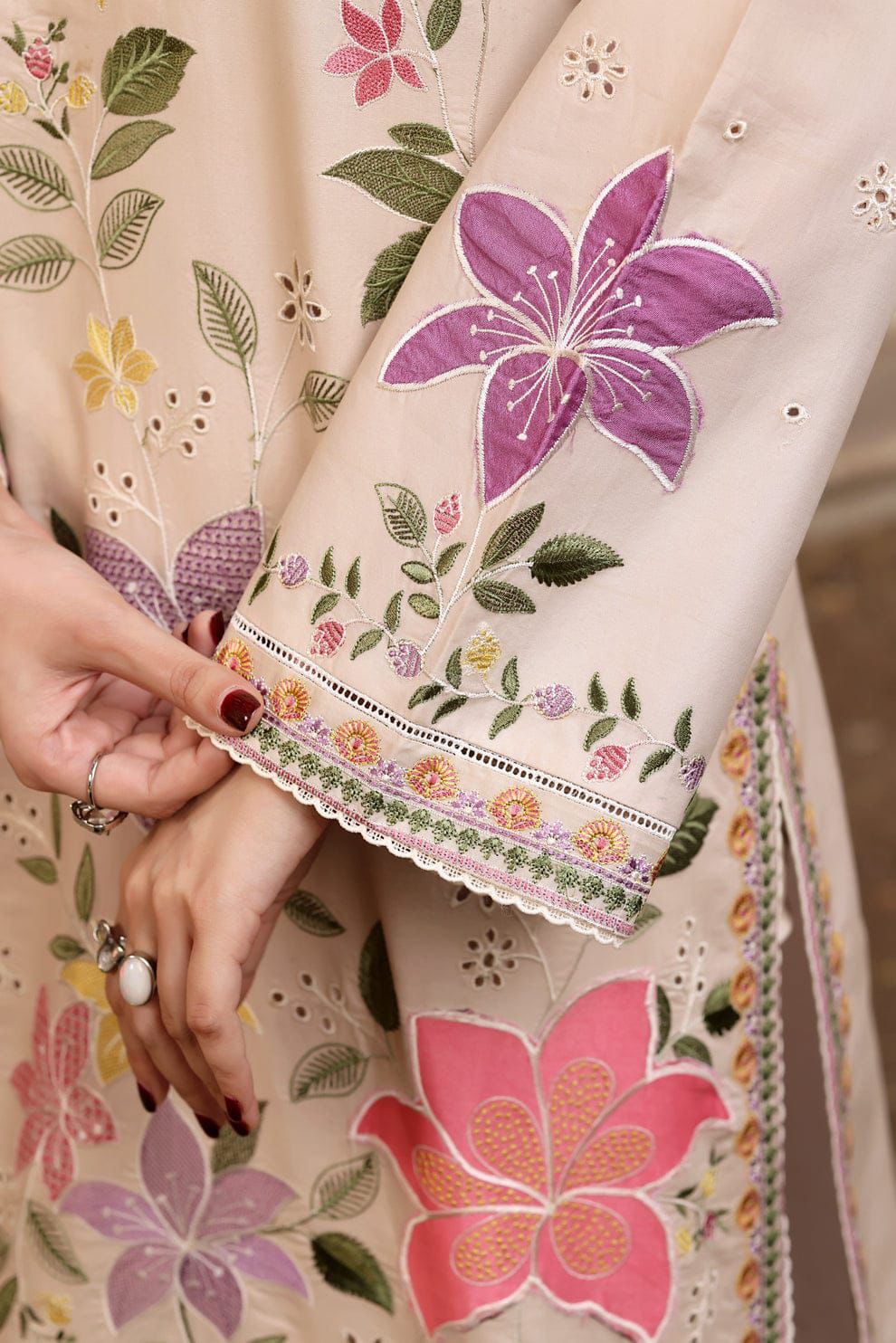 Embroidered 3-Piece in Lawn UNSTICED